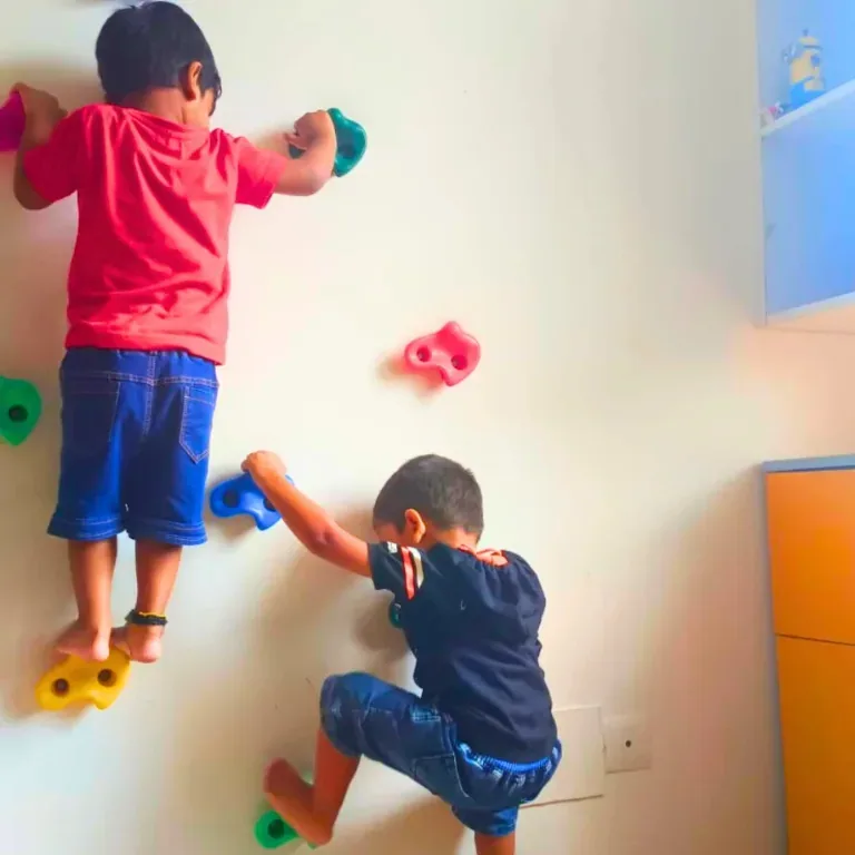 Fine Motor Skills at Bunny Hop Child Care